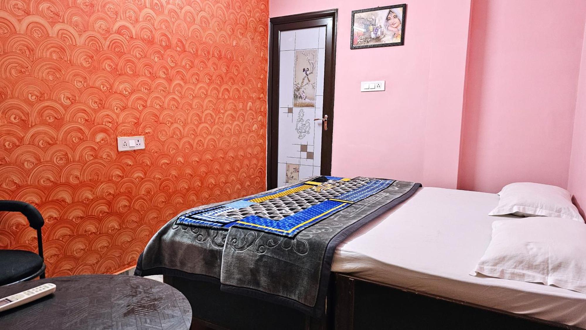 بيت شباب Banjara House فاراناسي المظهر الخارجي الصورة